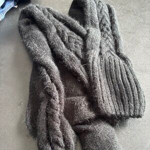 Knitted knee high leg warmers